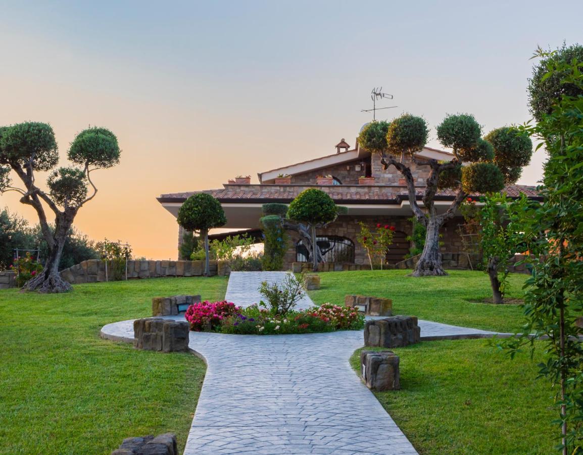 Le Rose Bed and Breakfast Nettuno Buitenkant foto
